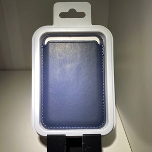 iPhone 12 MagSafe Wallet
